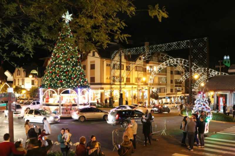 Nata Luz Gramado (Foto fonte http://stheontheroad.com/)