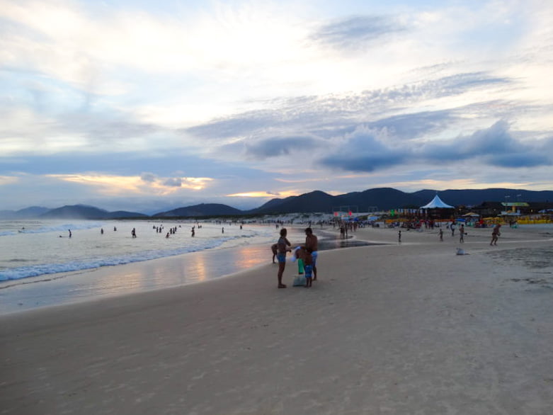 Praia Joaquina Florianópolis SC belo point para surfistas