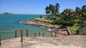 Praias de Guarapari ES (Foto: //www.capixabadagema.com.br/praia-dos-adventistas-em-guarapari-es-como-chegar/)