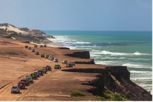 Praia da Pipa (foto fonte http://maisoffroad.com/2014/10/16/suzuki-adventure-recebe-600-convidados-na-praia-da-pipa-rn/)