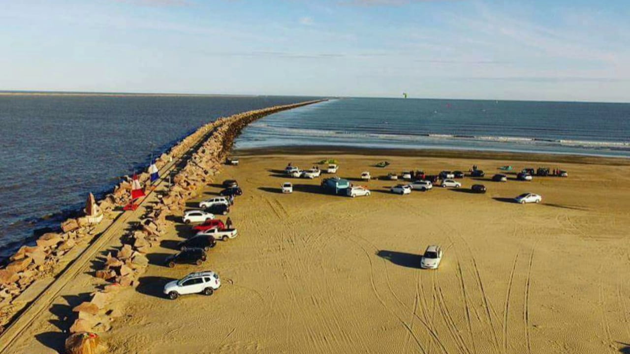 Rio Grande, cidade gaúcha que abriga a maior praia do mundo em extensão
