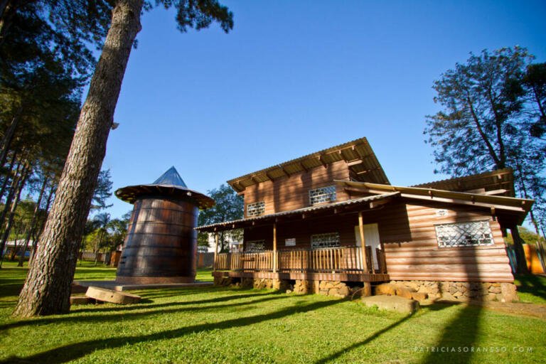 Museu da Colonização ( retirado do site da prefeitura: https://www.franciscobeltrao.pr.gov.br/)