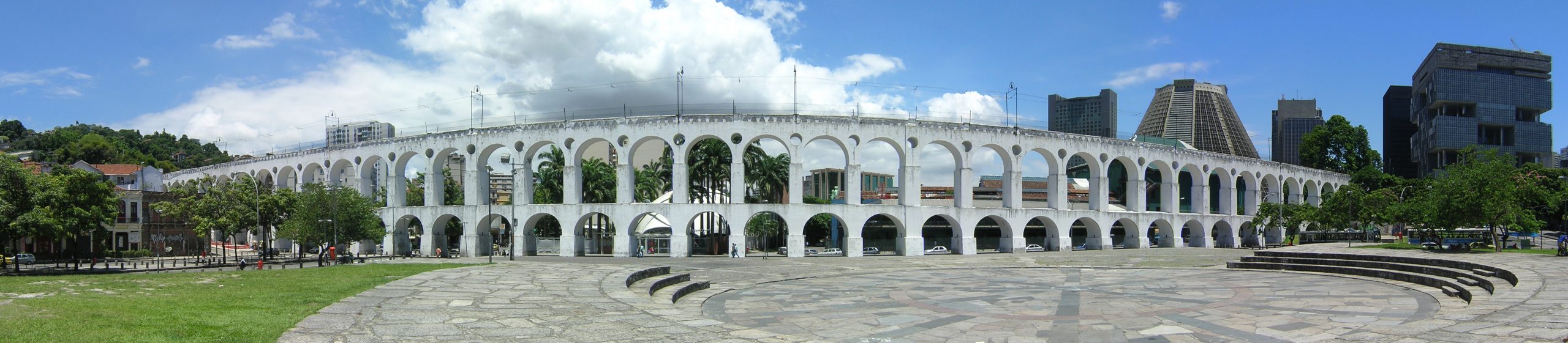 Arcos da Lapa (Foto por Wolfhardt / Link: https://bit.ly/3N69vKS)