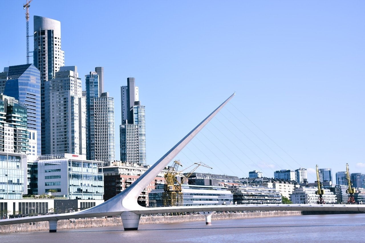 Buenos Aires e Fortaleza são destinos preferidos pelos brasileiros em julho