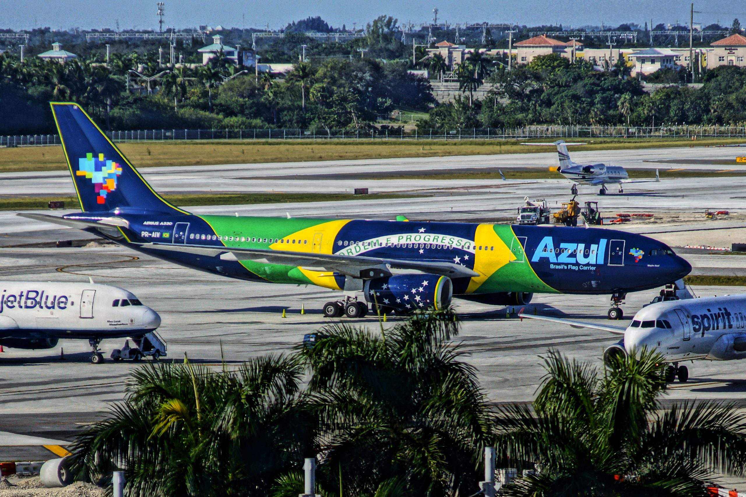 Azul terá happy hour nos voos entre Rio e São Paulo (Wikimedia Commons)