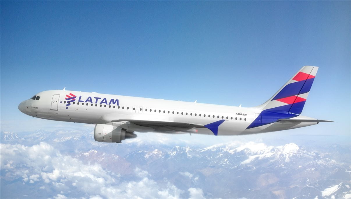Latam irá retomar voos internacionais variados, veja detalhes (imagem: Divulgação)