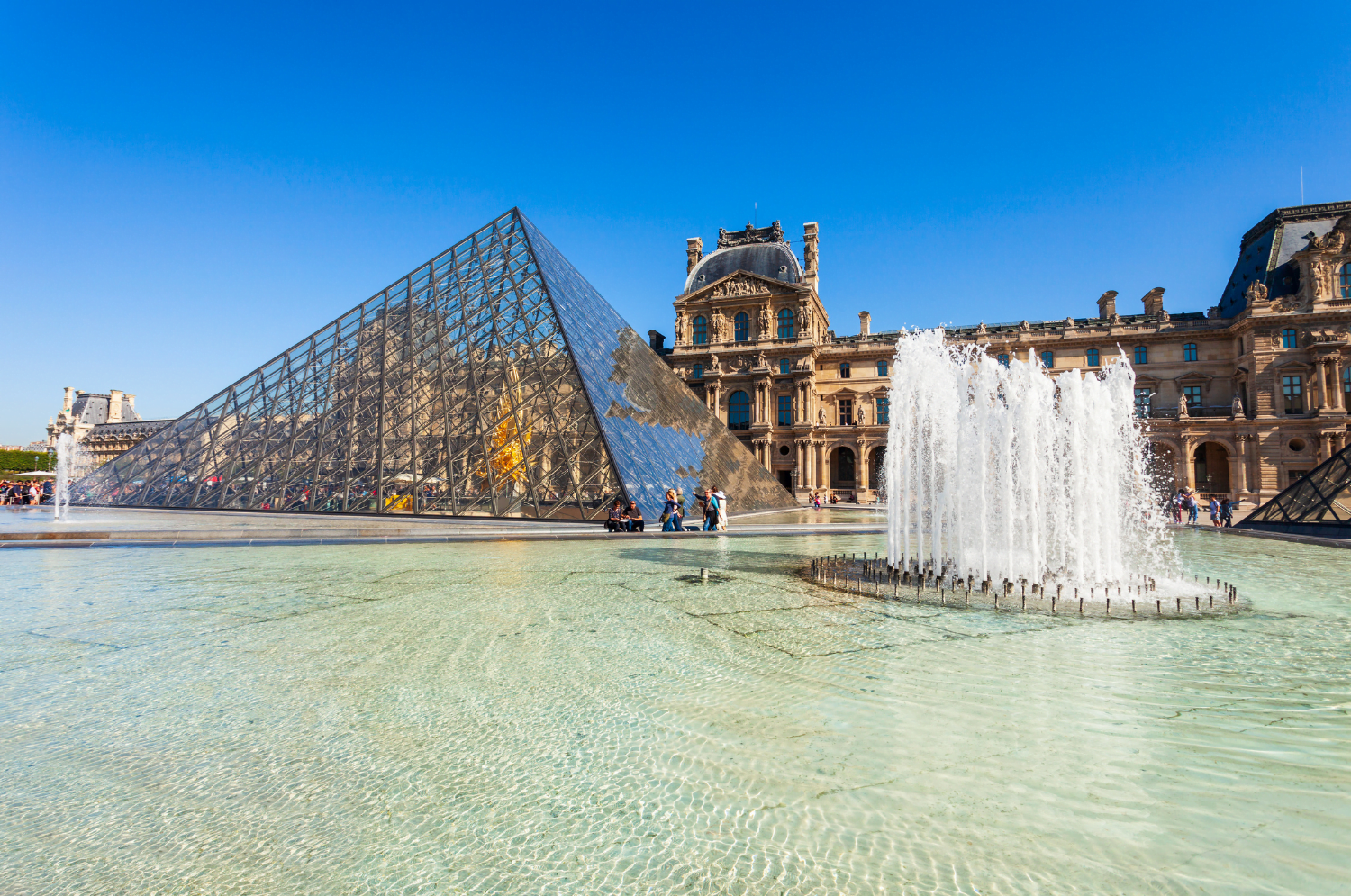 Museus mais visitados do mundo - Museu do Louvre (imagem: Canva)