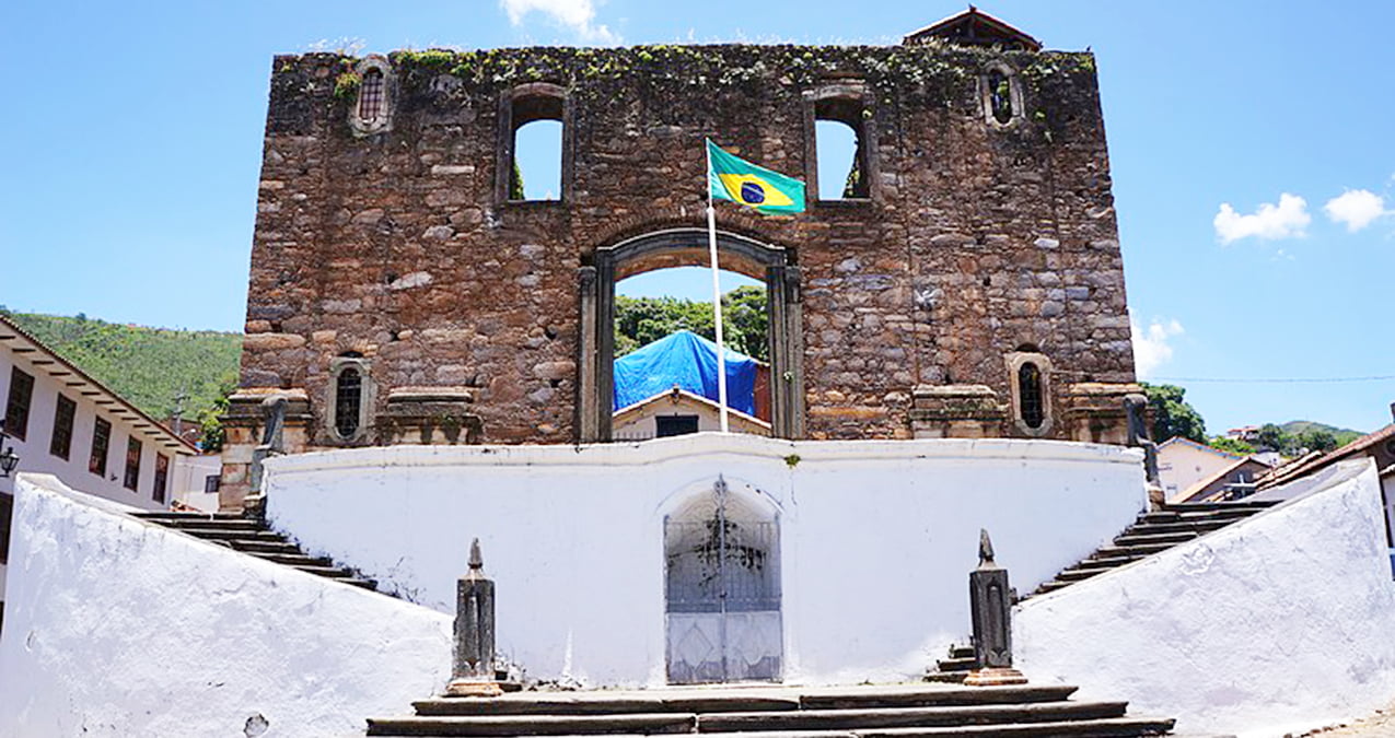 Nossa Senhora do Rosário dos Homens Pretos ( foto: Rodrigolopes / Wikimedia )