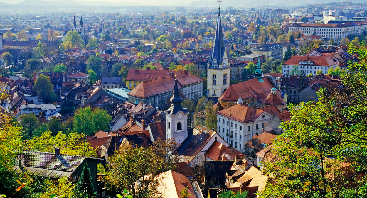 Liubliana - Eslovênia - Melhores cidades para viajar na Europa (imagem: Canva)