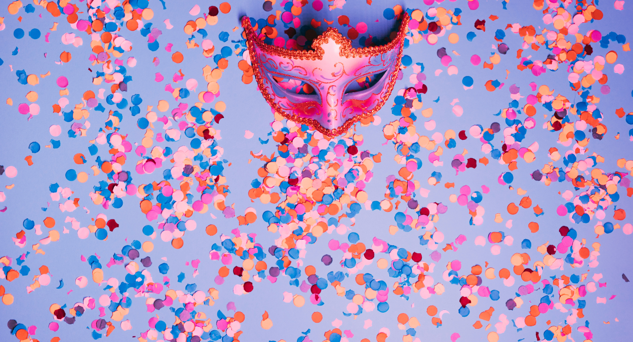 Carnaval em Tiradentes 2023 está confirmado! Veja detalhes! (imagem: Canva)