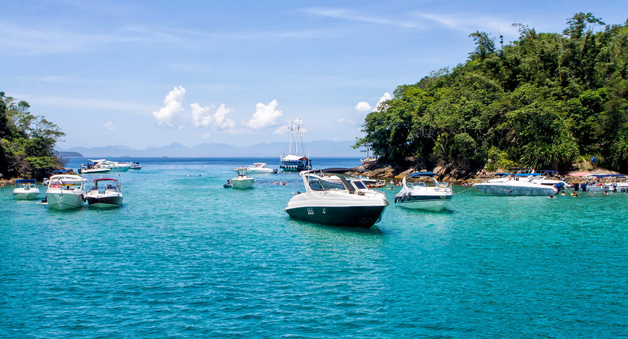 Carnaval 2023 em Angra dos Reis (imagem: Canva)