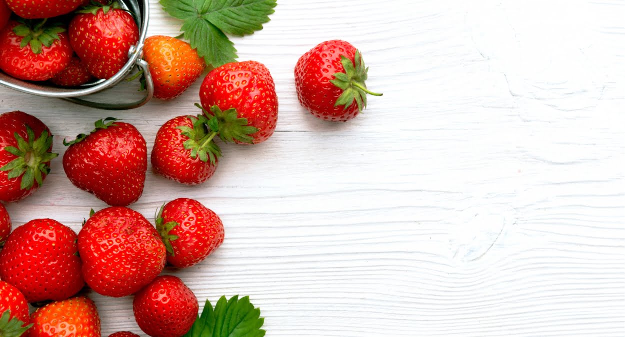 Festa do Morango de Pedra Azul 2023 começa nesta sexta! Veja a programação!  (imagem: Canva)