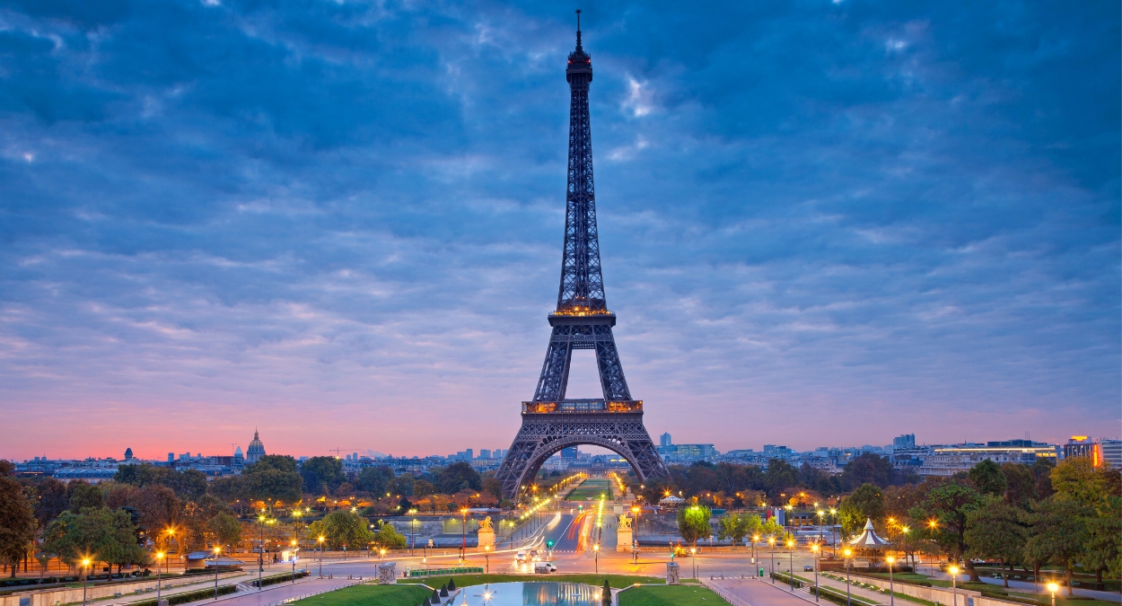 Torre Eiffel (imagem: Canva)