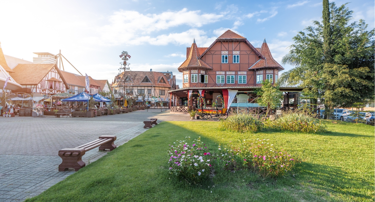 Blumenau (imagem: Canva)