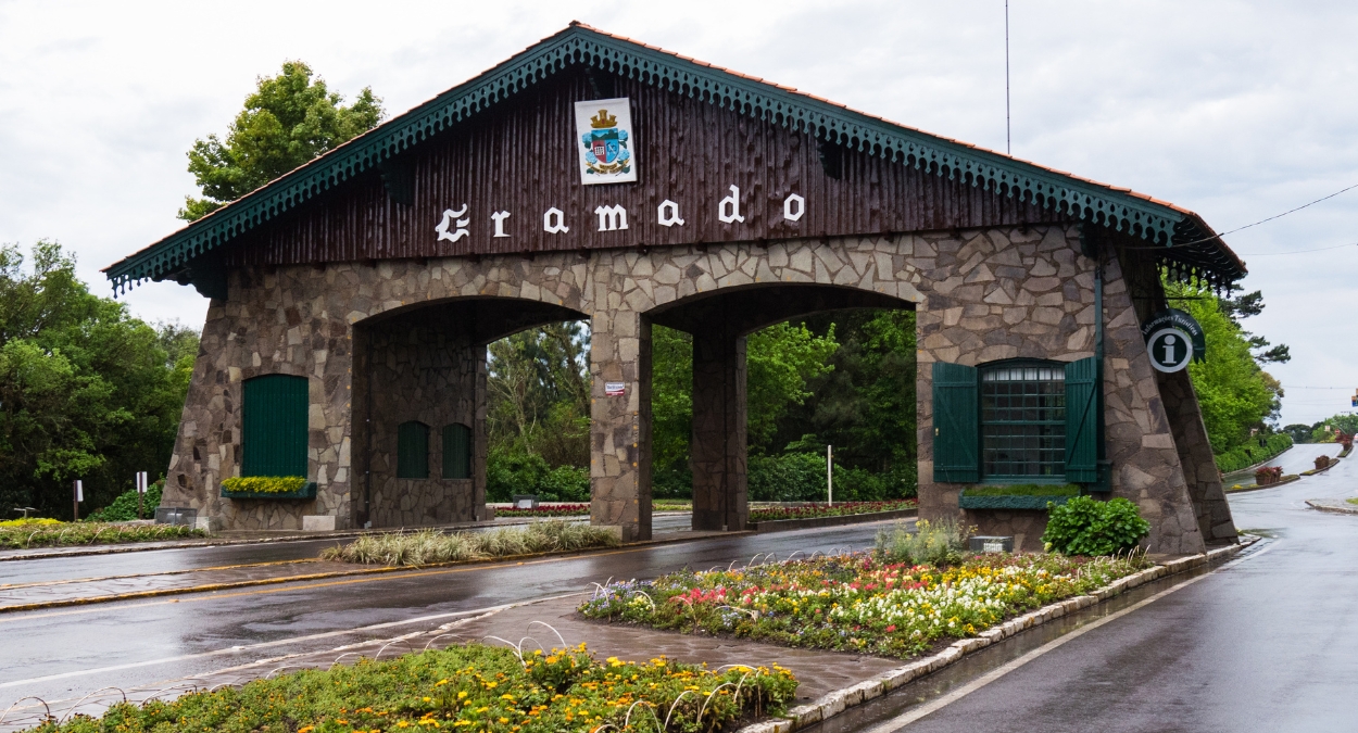 Gramado (imagem: Canva)