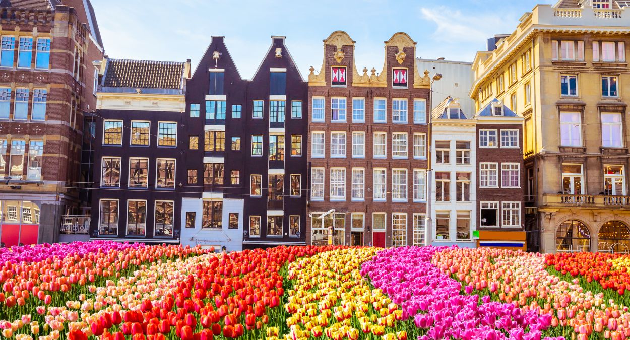 Amsterdam (imagem: Canva)