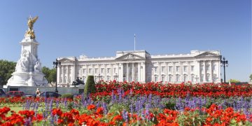 Palácio de Buckingham (imagem: Canva)