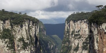 Cânion em Cambará do Sul (imagem: Canva)