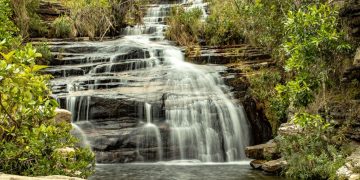 Cachoeira em Carrancas (imagem: Canva)