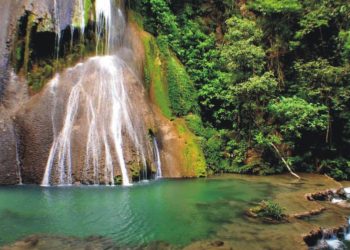 Cachoeira da Anta em Bodoquena (imagem: Wikimedia Commons)