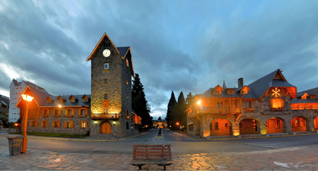Praça de Bariloche (imagem: Canva)