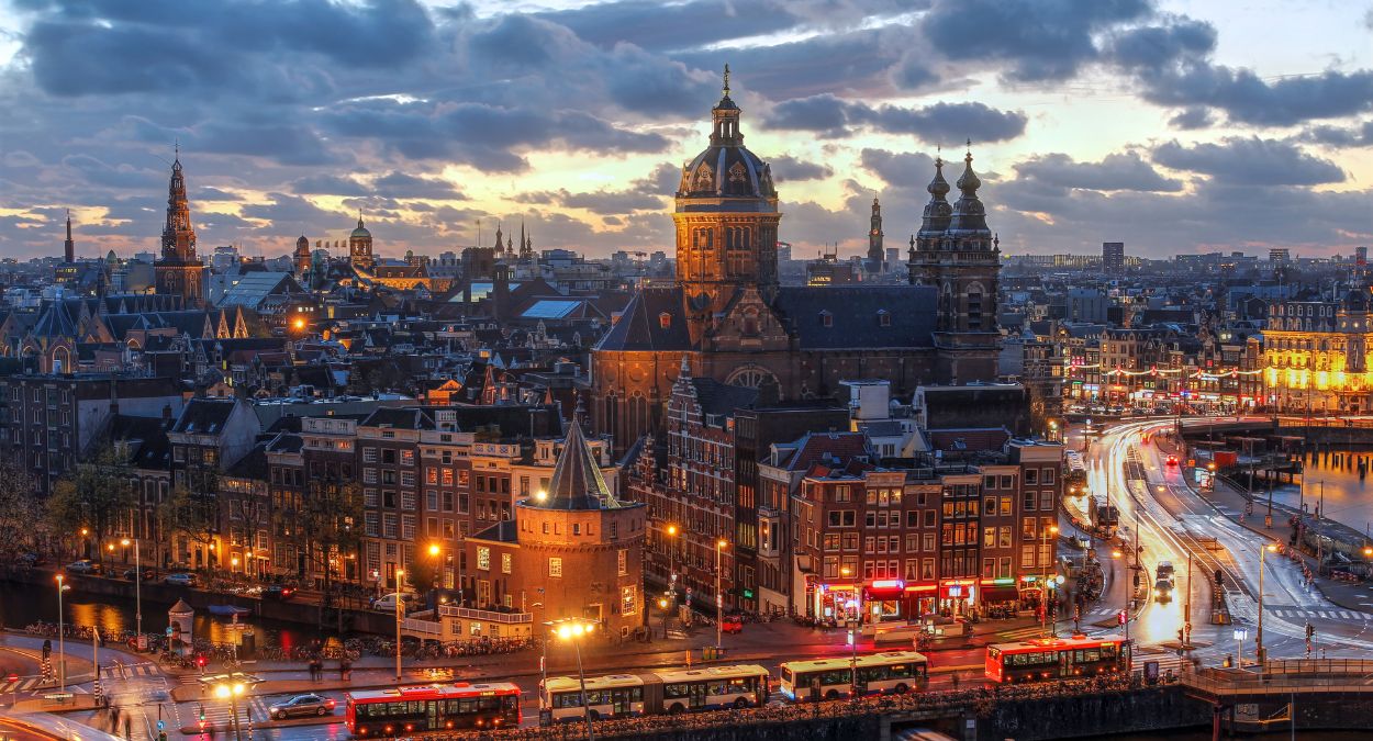 Amsterdã, Holanda (imagem: Canva)