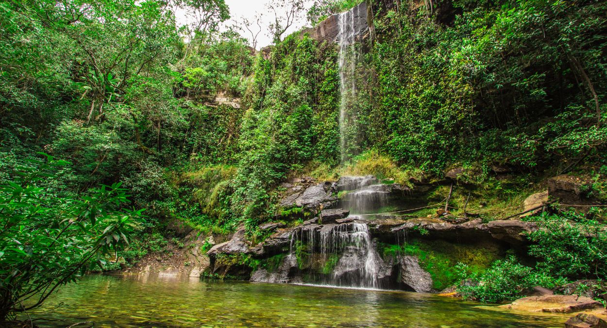 Cachoeira do Rosário em Pirenópolis (imagem: Canva)