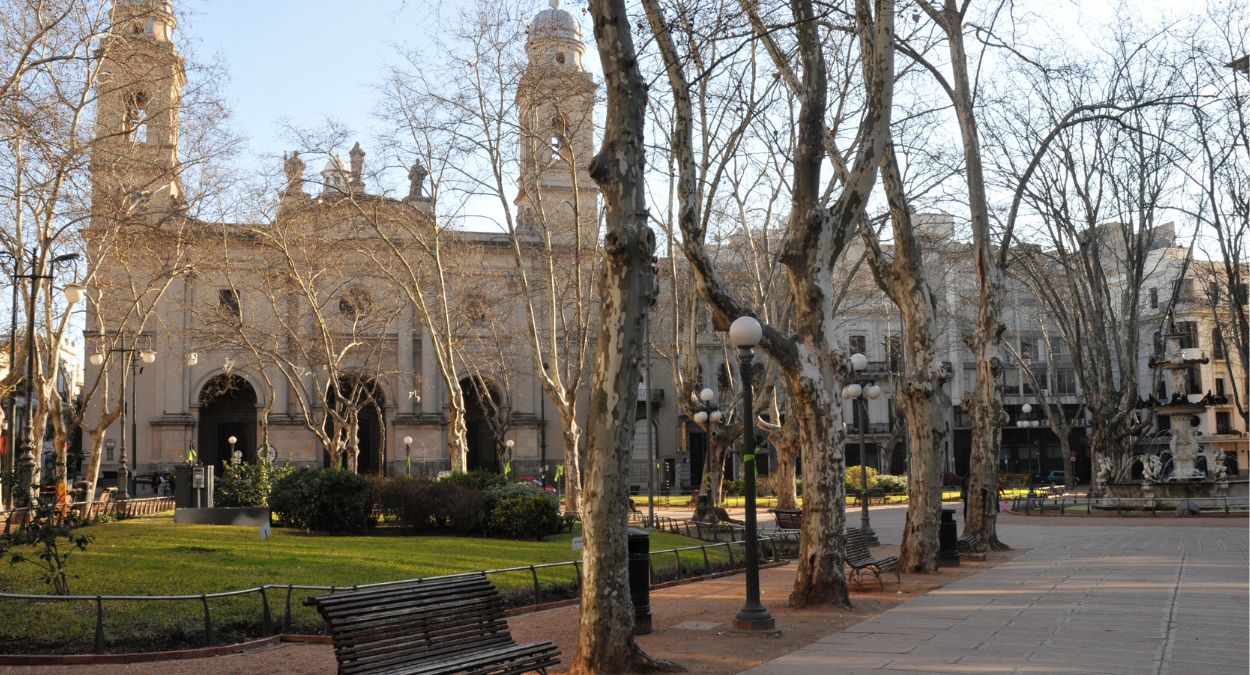 Montevidéu, Uruguai (imagem: Canva)
