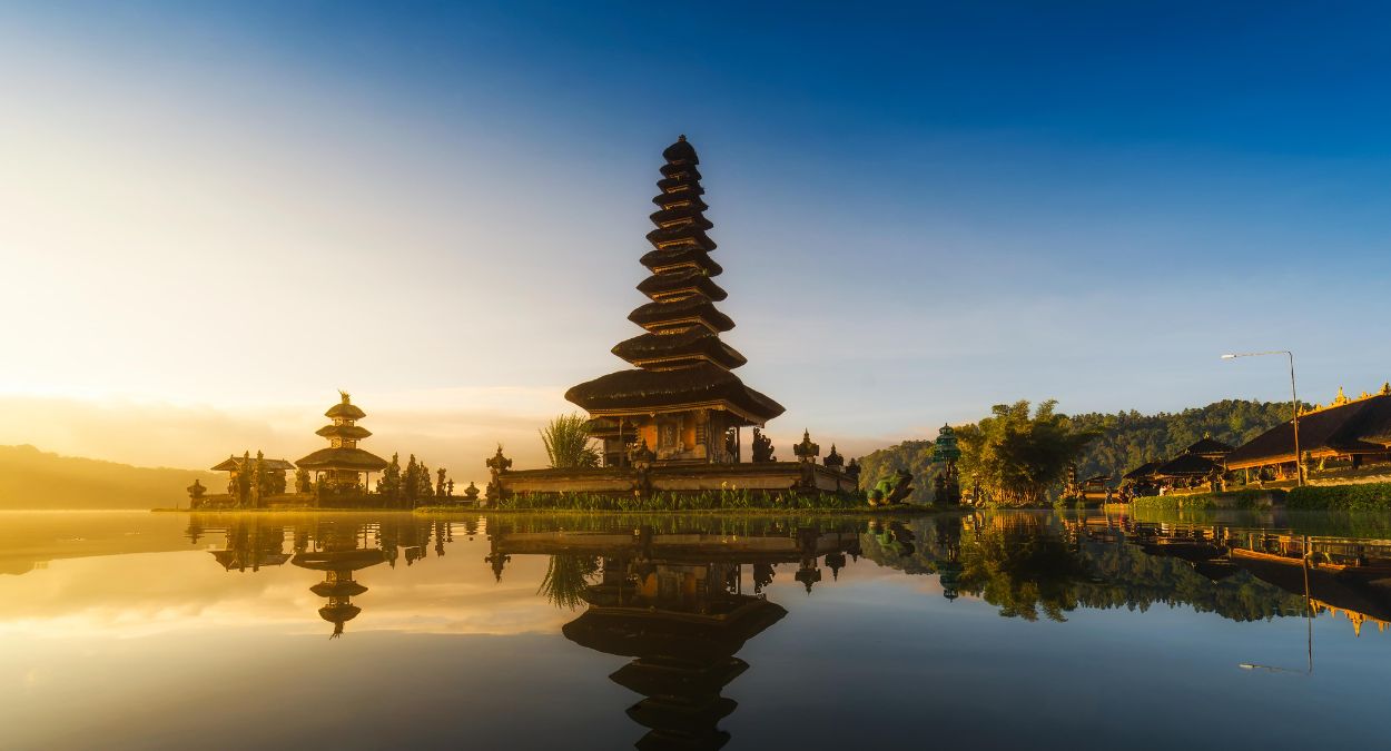 Templo na Indonésia (imagem: Canva)