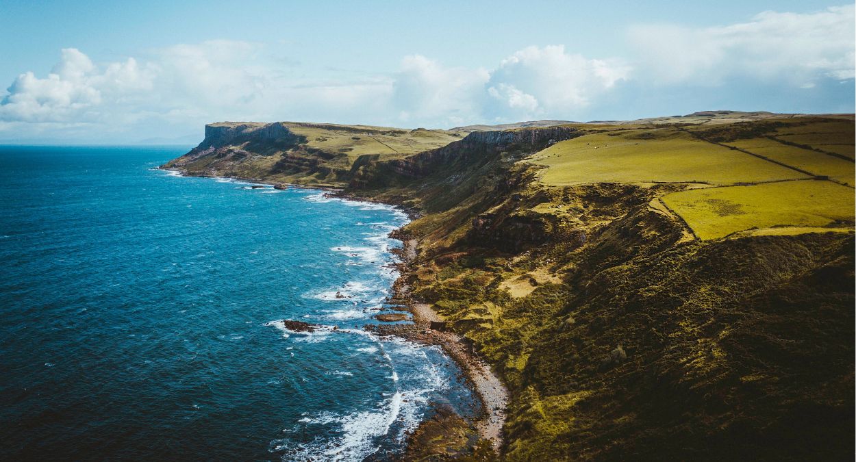 Irlanda do Norte (imagem: Canva)