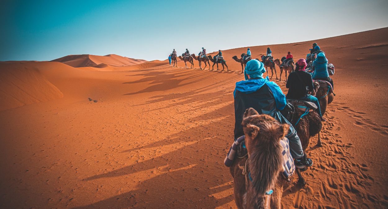 Deserto (imagem: Canva)