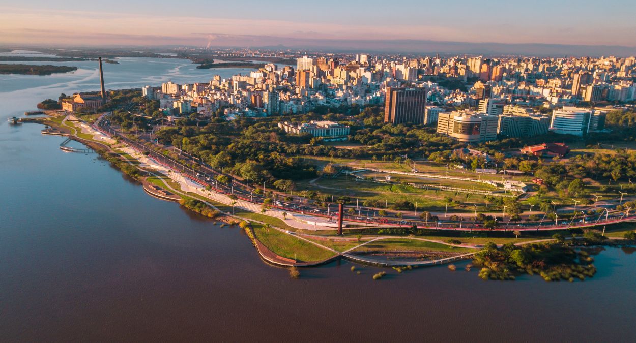 Orla do Guaíba (imagem: Canva)