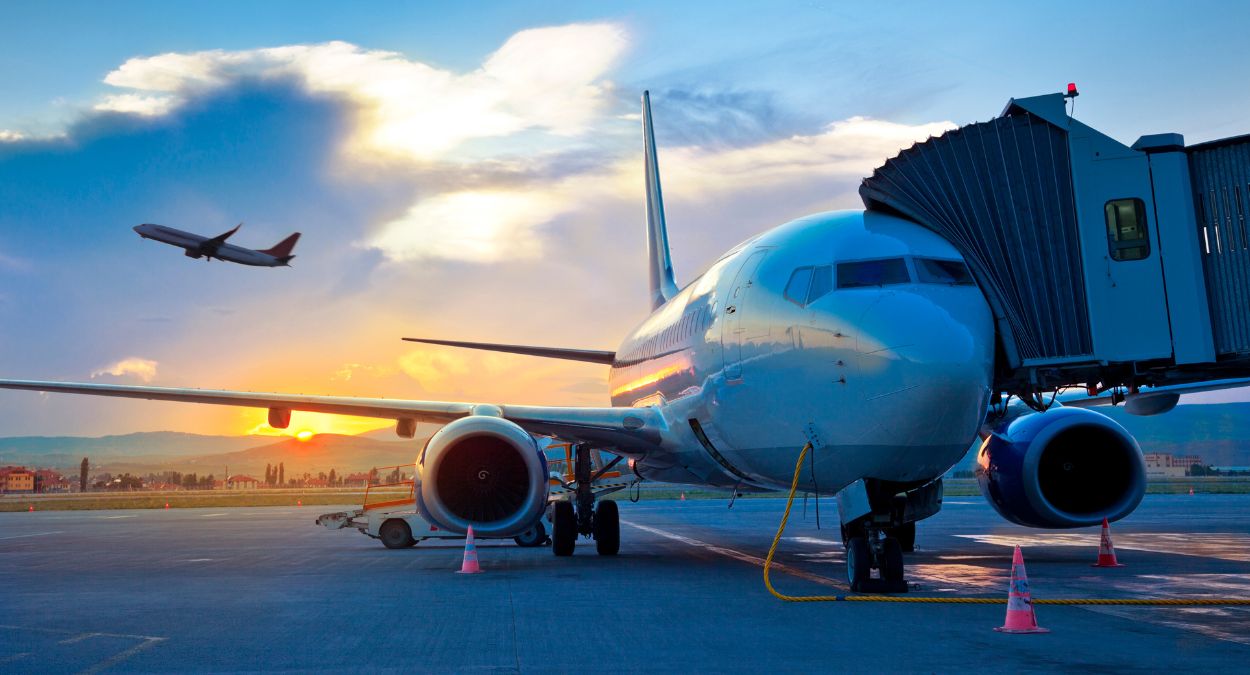 Aeroporto (imagem: Canva)