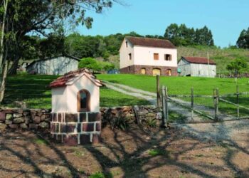 Rota dos Capitéis é oficializada e impulsiona turismo cultural na Serra Gaúcha