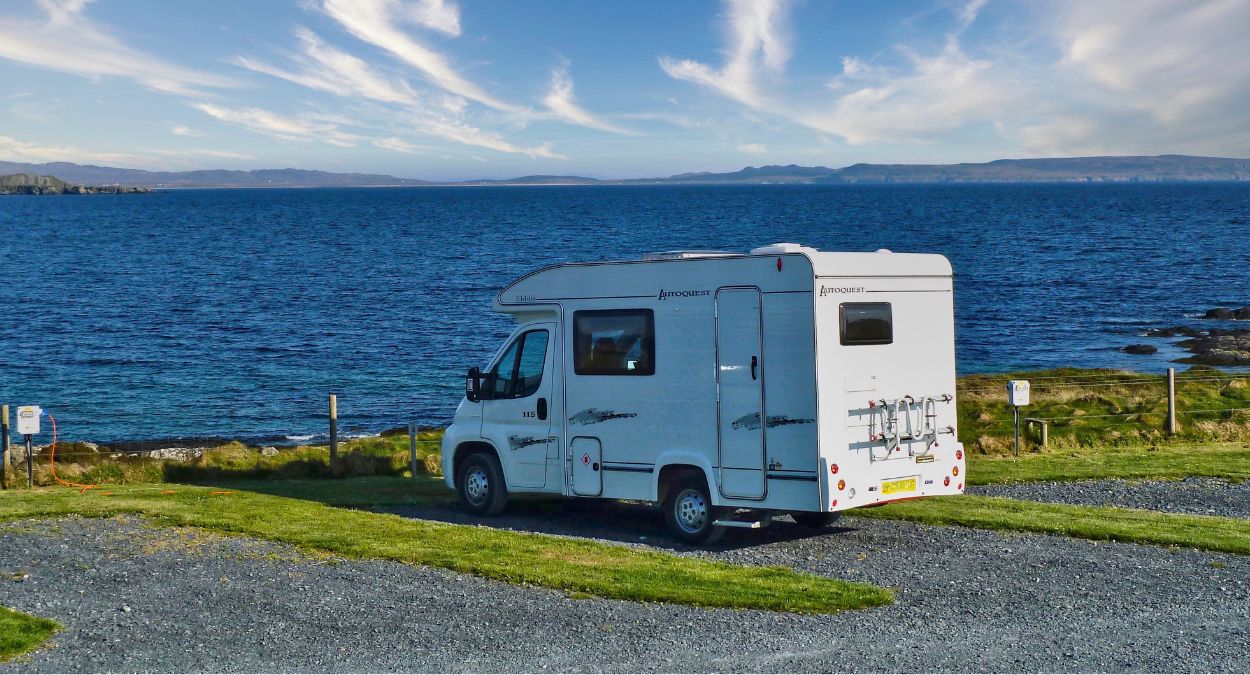 Motorhome (imagem: Canva)