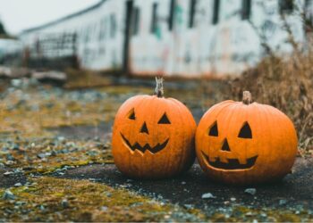 Halloween (imagem: Canva)