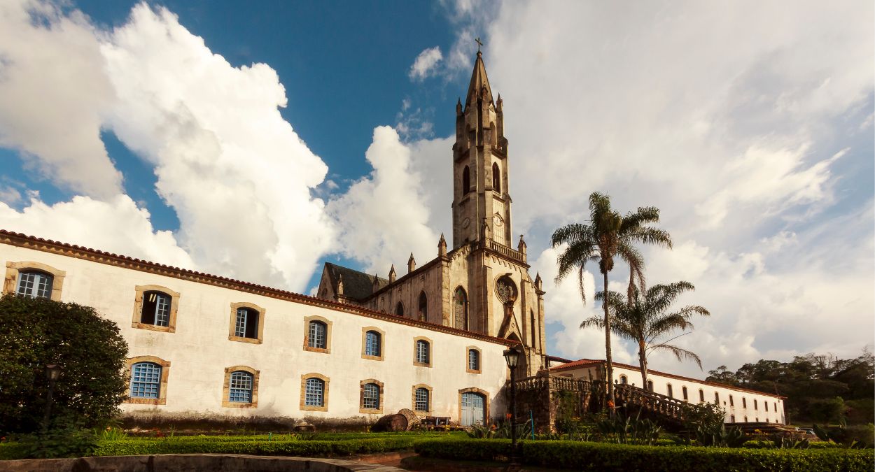 Santuário do Caraça (imagem: Canva)