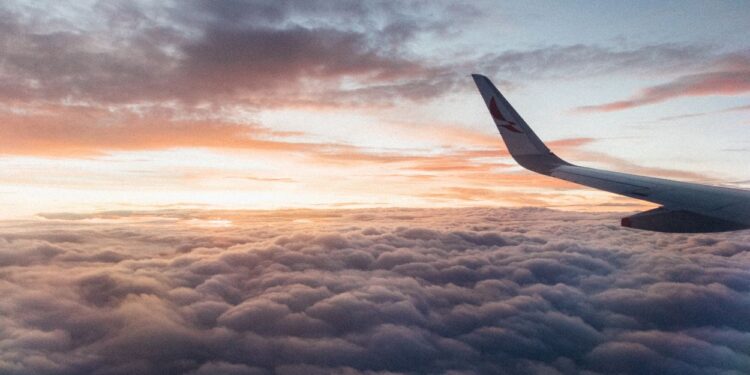 Viagem (imagem: Canva)