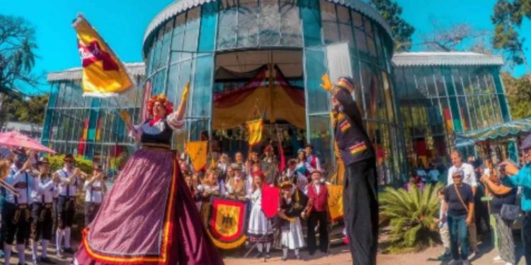 Bauernfest 2026 em Petrópolis terá 17 dias de festa alemã gratuita