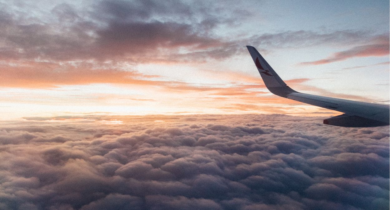 Viagem de avião (imagem: Caroline Cagnin de Pexels)
