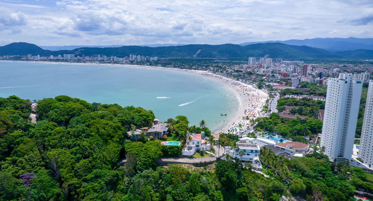 Guarujá (imagem: Pedro Truffi de Getty Images via Canva)