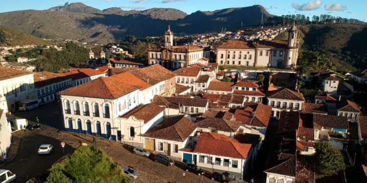 Ouro Preto - MG (imagem: cesarvr de Getty Images via Canva)