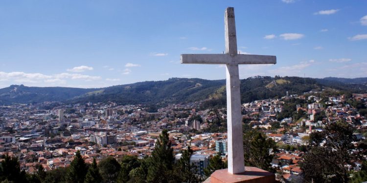 São Roque (imagem: Mauricio Graiki de Getty Images - via Canva)